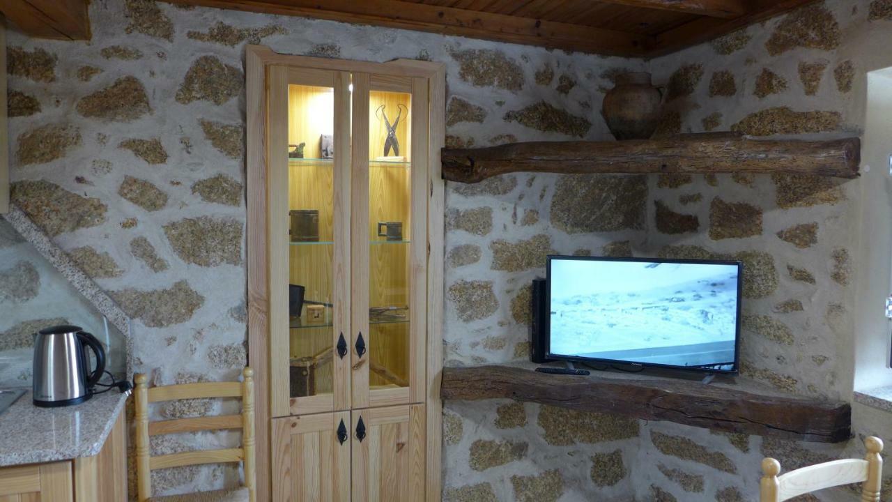 Casas Da Villa - Monsanto - Oliveira E Videira Relva  Экстерьер фото